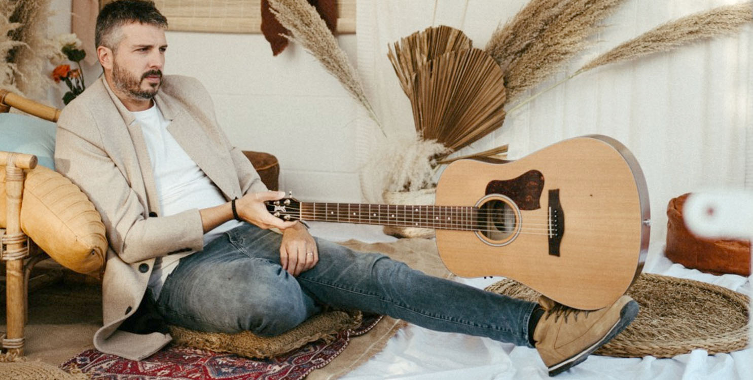 Andreu Valor presenta su nuevo disco en el Teatre Arniches de Alicante