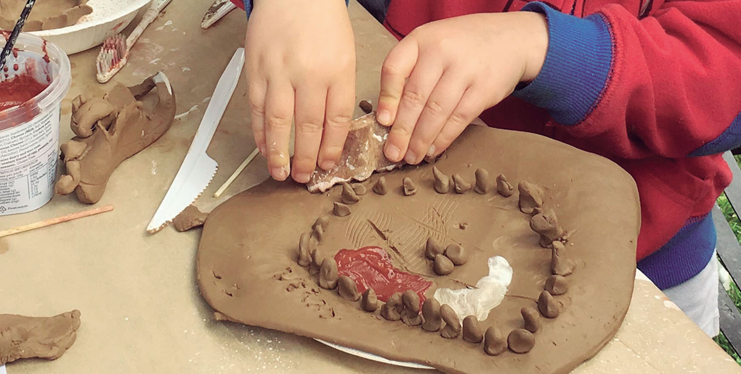 "Arte con Mucho Cuento" para niños de 5-12 años en l'Escoxador de Elche