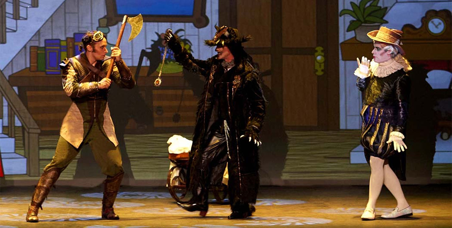 "Caperuza roja, un musical feroz" en el Teatro Castelar de Elda