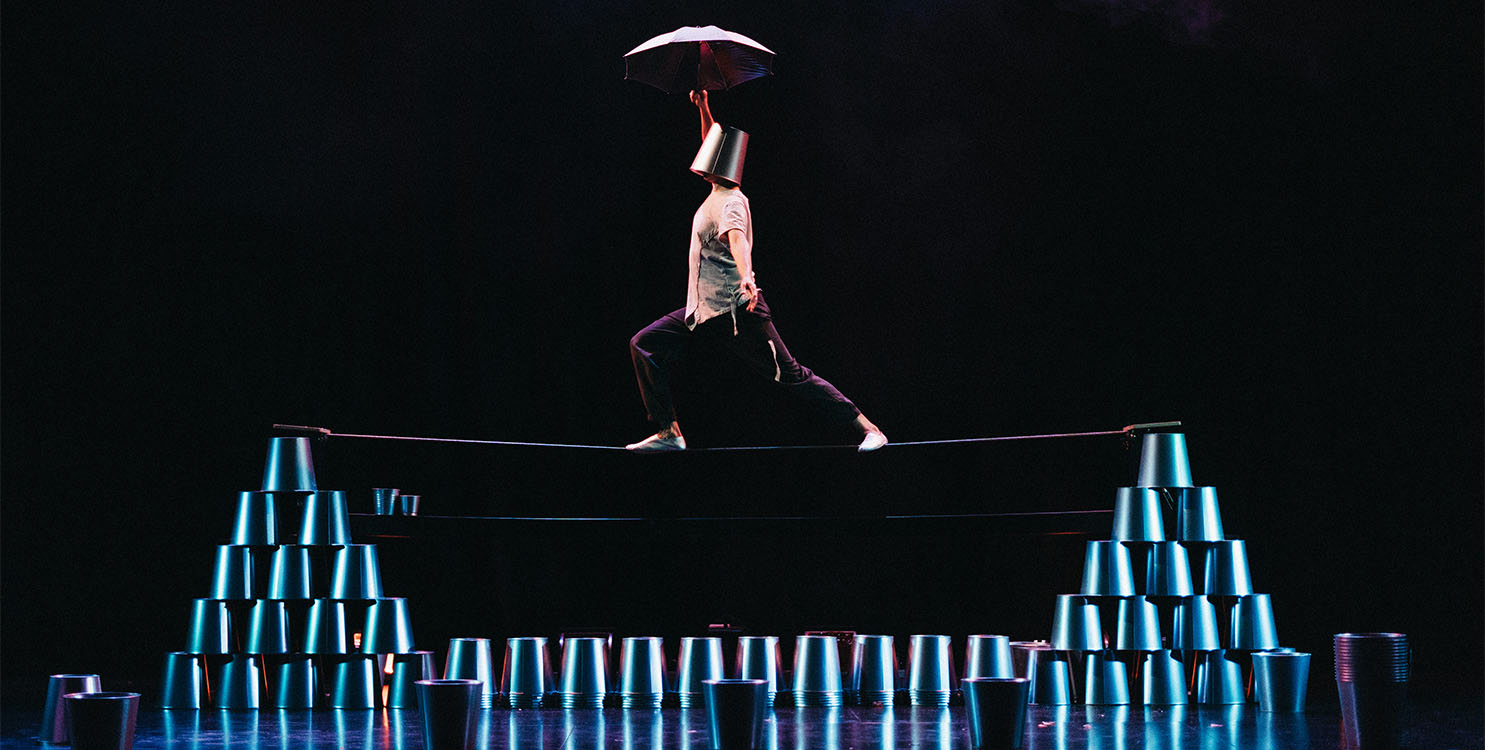 Circo, magia y teatro de objetos con "Nilu", en el Teatre Calderón d’Alcoi 