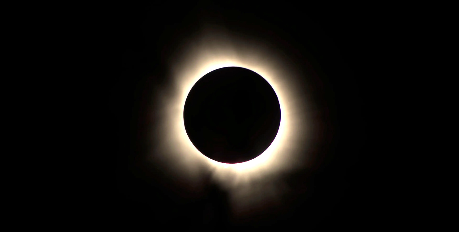 Conferencia "Eclipses de sol: la triada que nos llega" en Fundaci&oacute;n Mediterr&aacute;neo de Alicante 