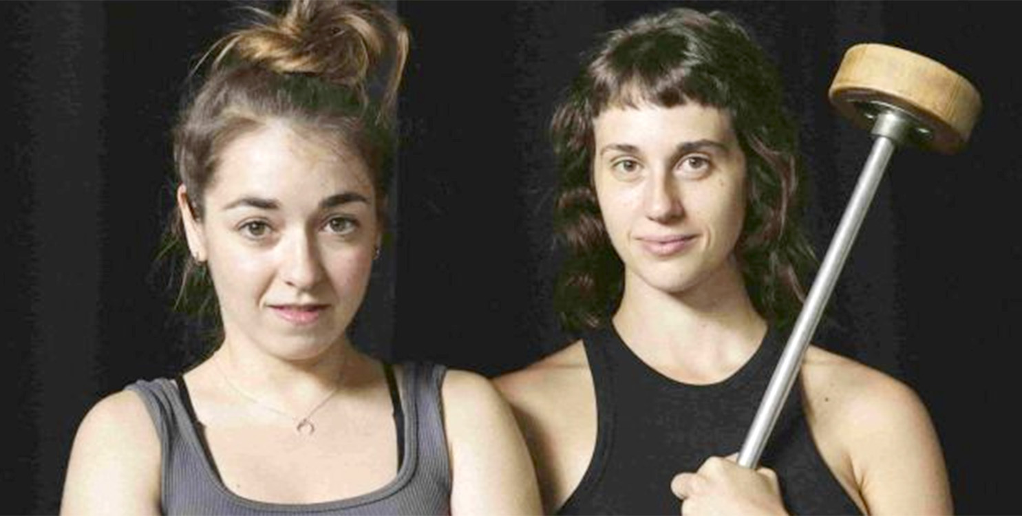 "Con traumas y a lo loco", humor, danza, teatro y circo, en el Teatro Chap&iacute; de Villena