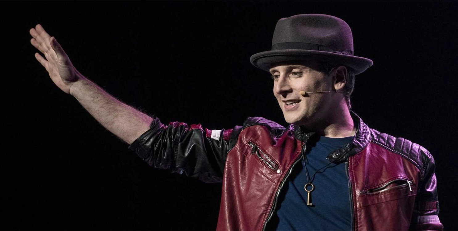 Dakris, el Mago Invisible, llega al Teatre Auditori de La Vila con "Nada es lo que parece"