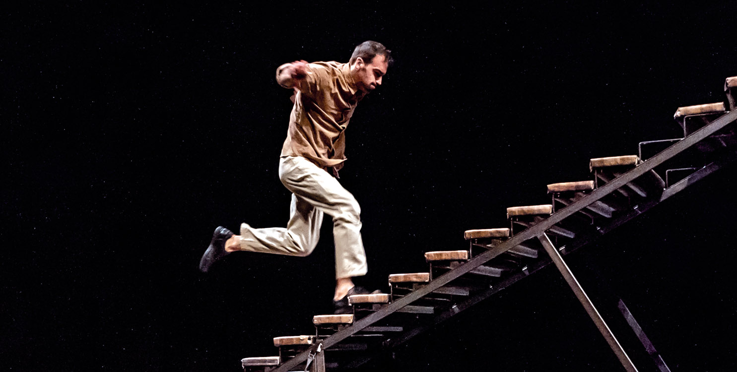 El circo contempor&aacute;neo de Manel Ros&eacute;s llega al Teatre Calder&oacute;n d'Alcoi, con "&Aacute;kri"