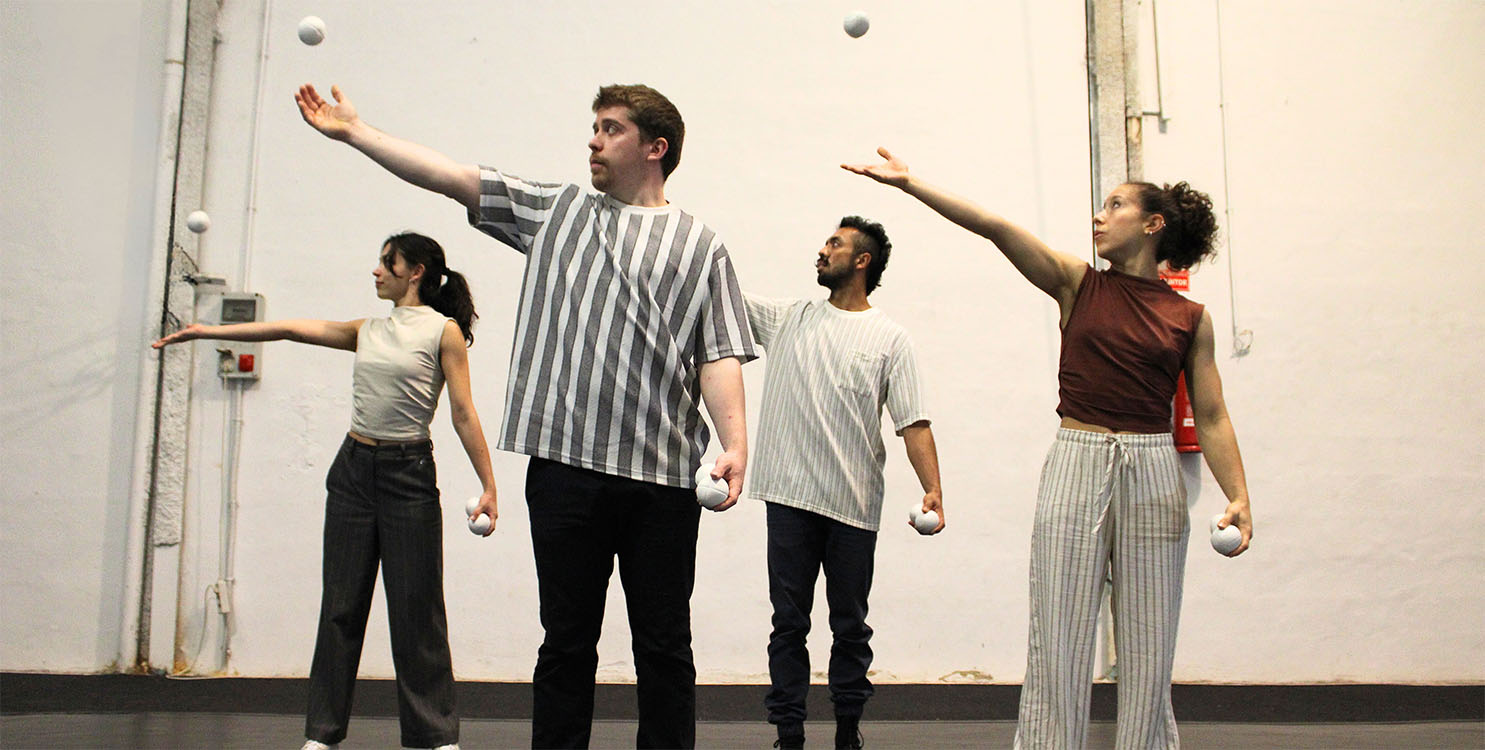 El estreno de la obra circense "Antes de caer", inaugura la temporada del Teatre Arniches