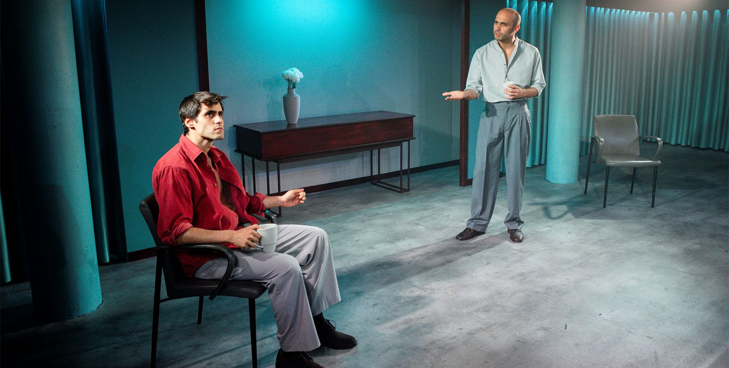 El teatro de "Las apariciones" y la danza de AED con "Internacional", en el Arniches de Alicante 