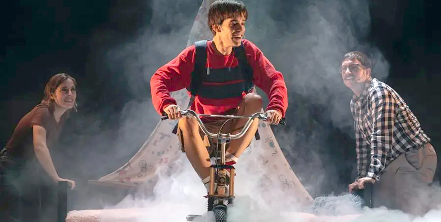 "El Xiquet que volia una falda escocesa" en el Teatre Arniches