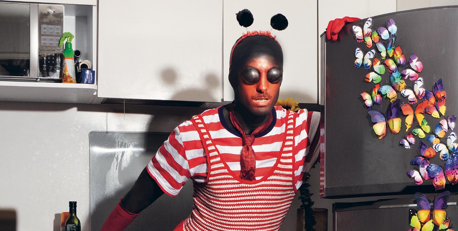 Emilio Bianchic explora el error y la fragilidad de la mirada con "B-U-G-S" en Las Cigarreras