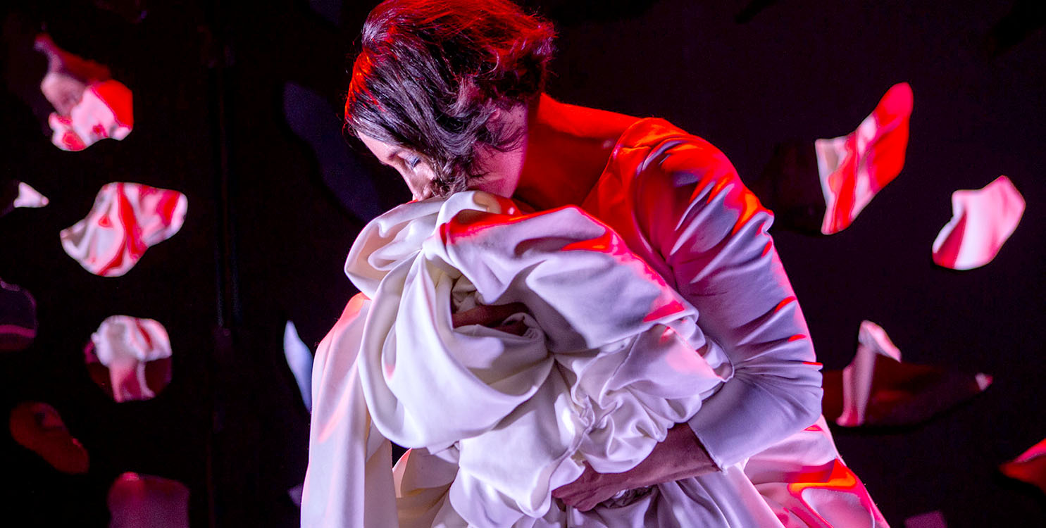 La C&iacute;a. N&iacute;a Corcor presenta "La mujer que mat&oacute; a todo" en La Llotja de Elche