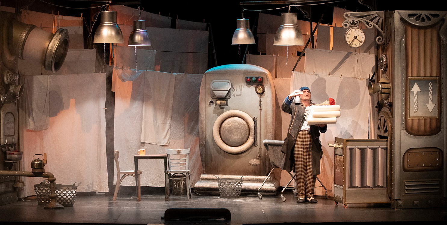 La Companya La Tal presenta "Italino Grand Hotel" en el Teatre Arniches