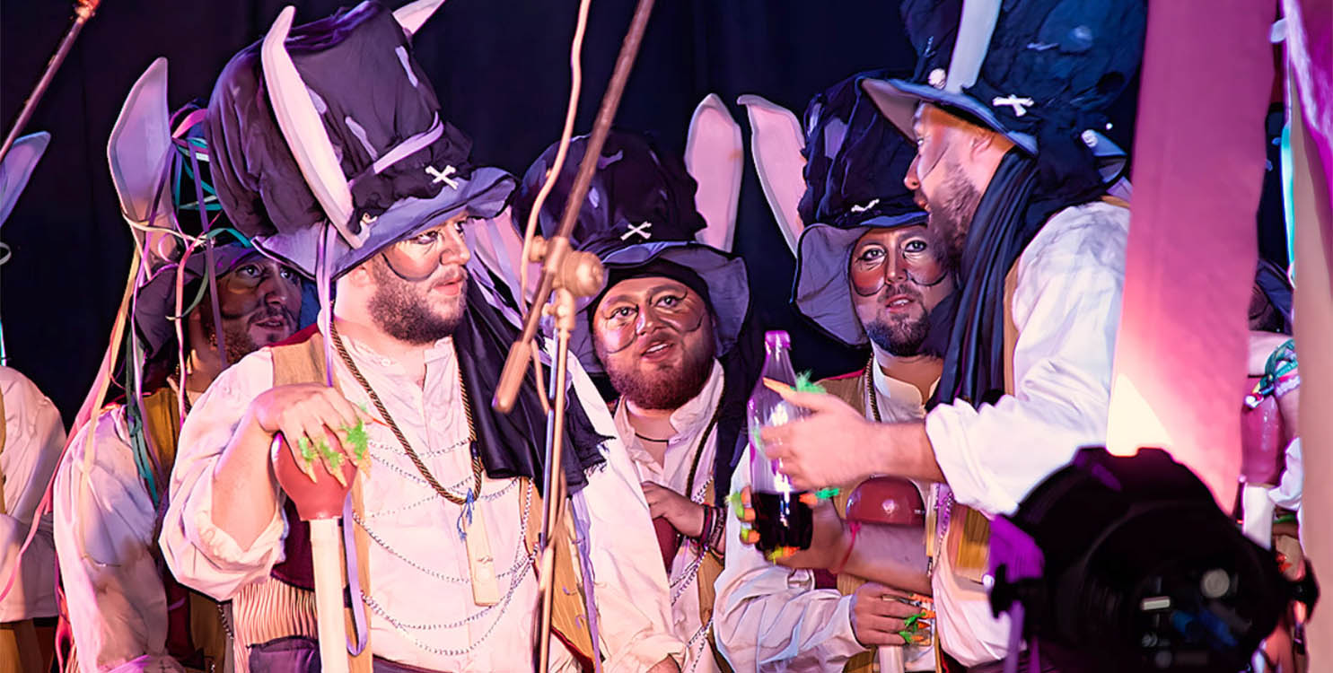 La chirigota Los Gobanilla celebram sus 10 a&ntilde;os dando el cante, en el Teatro Chap&iacute; 