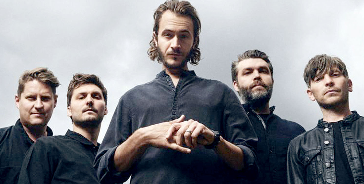Low Festival se estrena en Torrevieja con Kasabian, Editors, The hives, Fangoria... y entradas casi agotadas