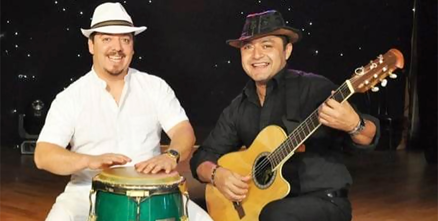 Nueva cena-show en Bacacay Alicante, con el Dúo Rumba