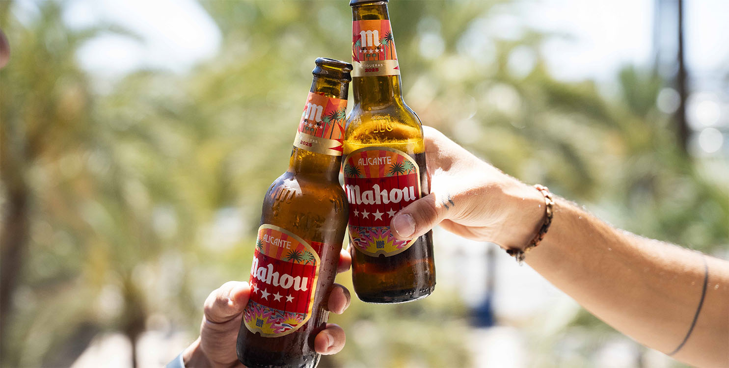 Nueva promoción para vivir las mascletás desde el Racó Cinco Estrellas, en la Plaza Luceros