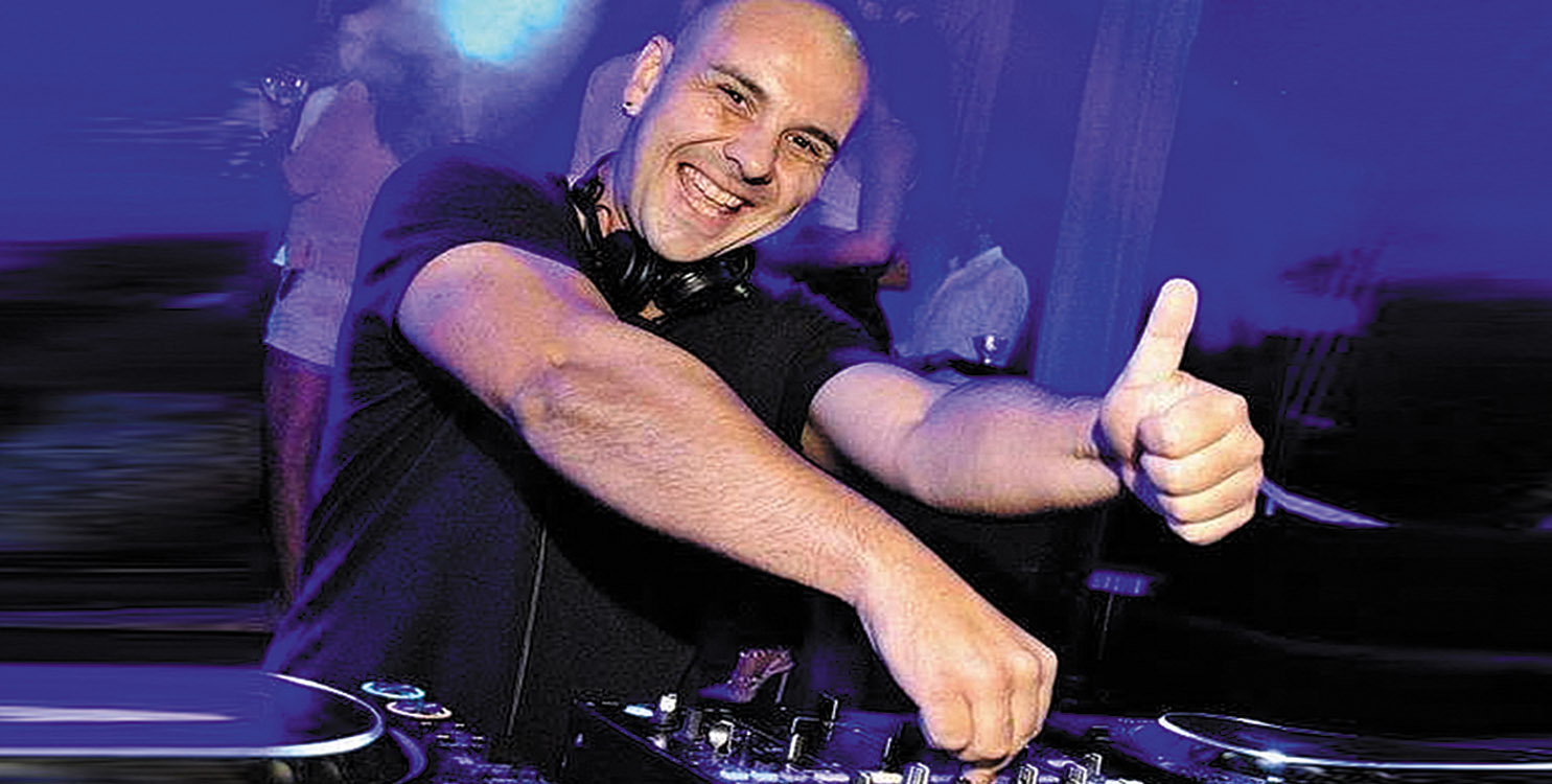 RAC&Oacute; PURO TEATRO: Hoguera Ruperto Chap&iacute; con Javi Jackpot, Moya Deejay y Dumore en cabina