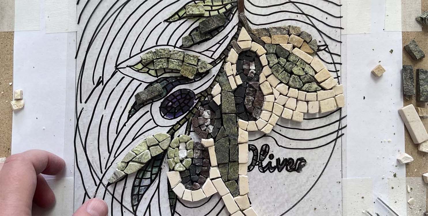 "Taller de Mosaicos Arqueológicos" en el último Diumenge al MUA de la temporada