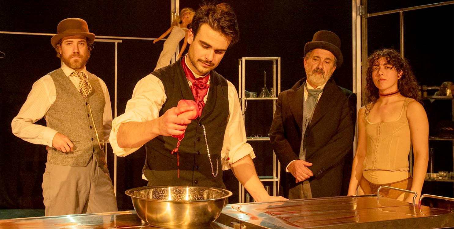 "Un instant de bellesa" y "Afectuosamente suyo, Jack el destripador" en el Teatre Arniches 