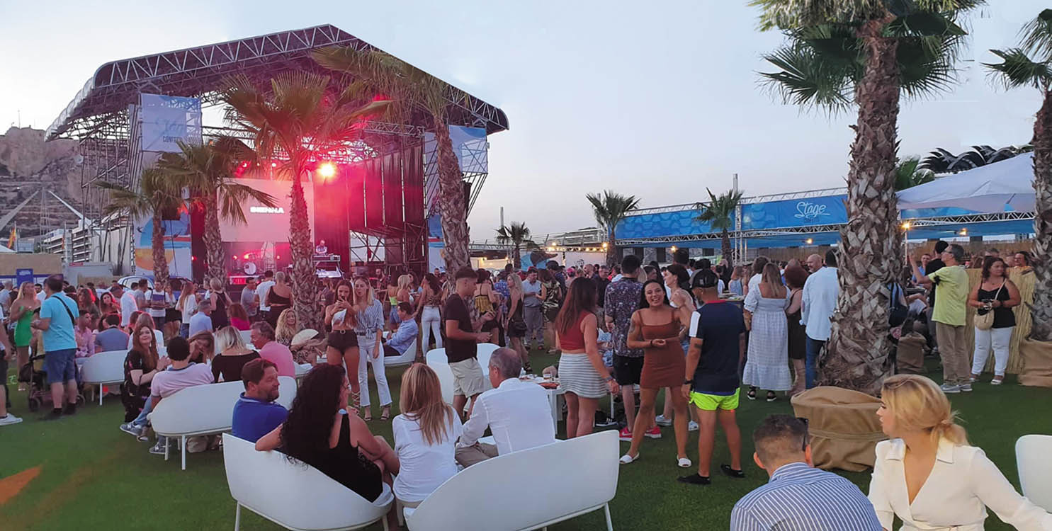 Cada domingo "Sunset Party" en Stage Confetti Alicante