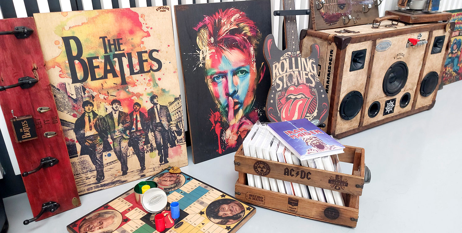 Más de 30 stands con productos de diseño de artistas independientes.