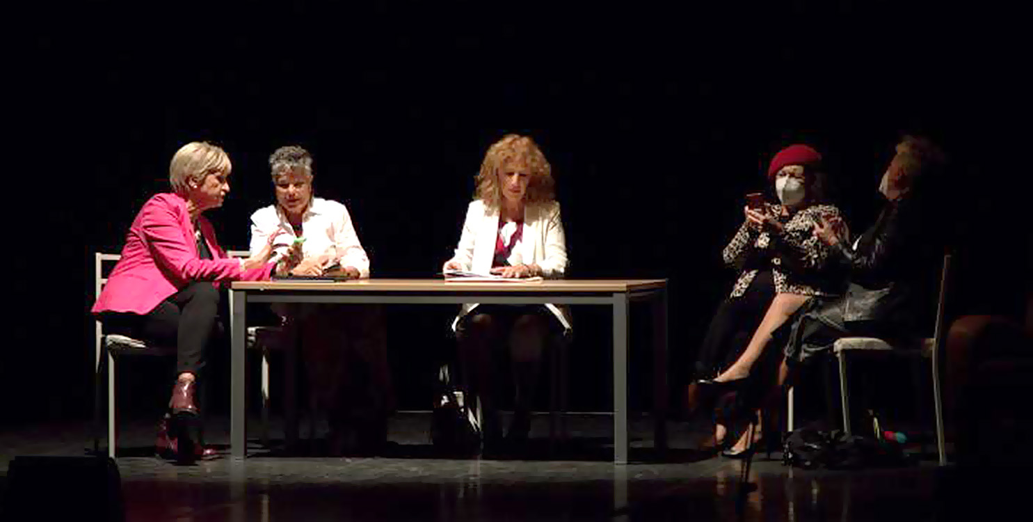 “Gente que habla sola” del Aula de Teatro UA