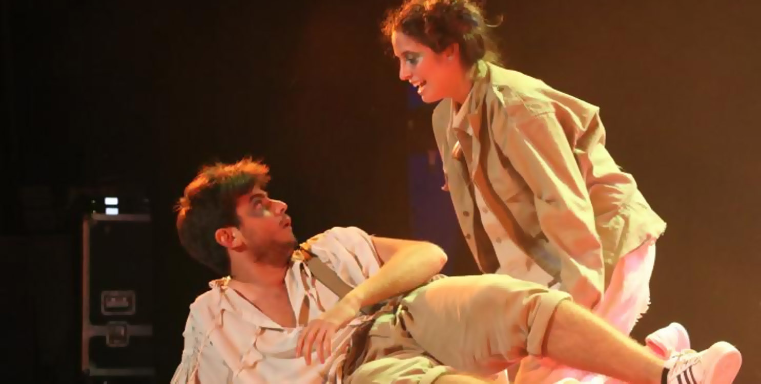 Grupo de la UPUA del Aula de Teatro UA