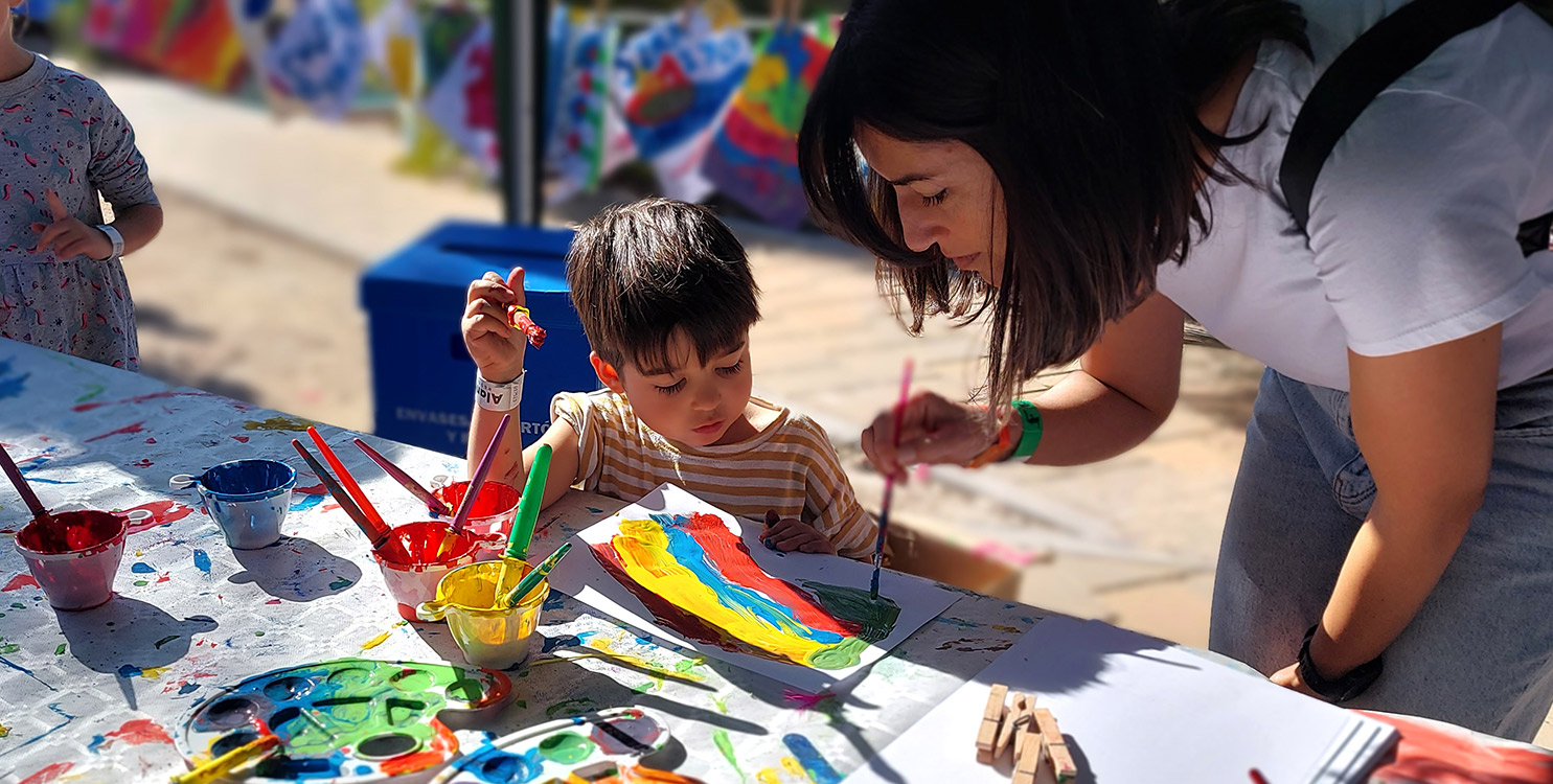 Talleres ocio-educativos en Cocodrilo Familifestival.