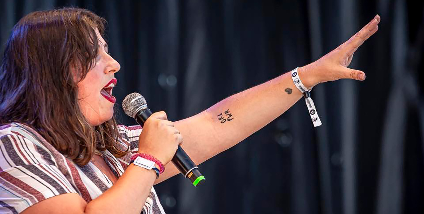 Nadin Din ofrecerá su monólogo "Una golfa y libre", el viernes 1 de noviembre.
