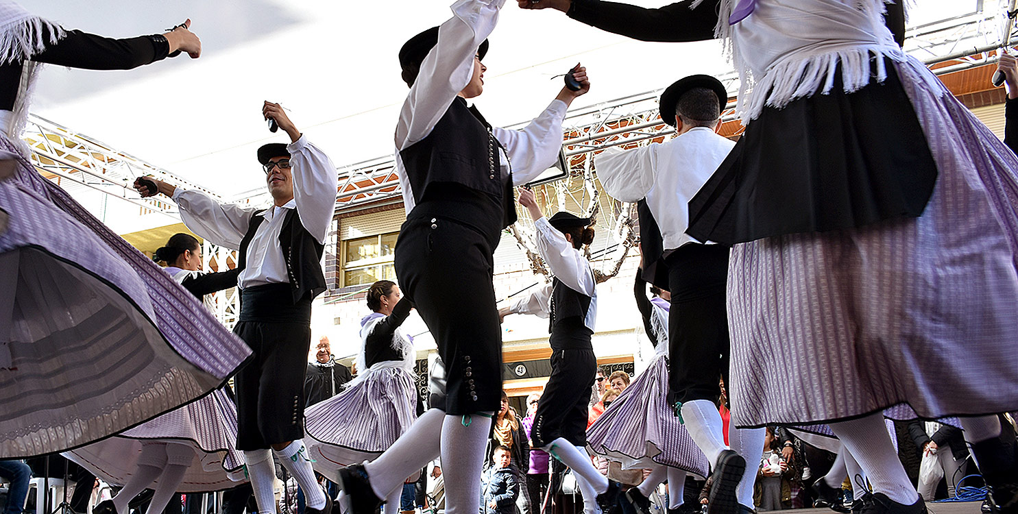 Los bailes populares formarán parte de las actividades de la feria.